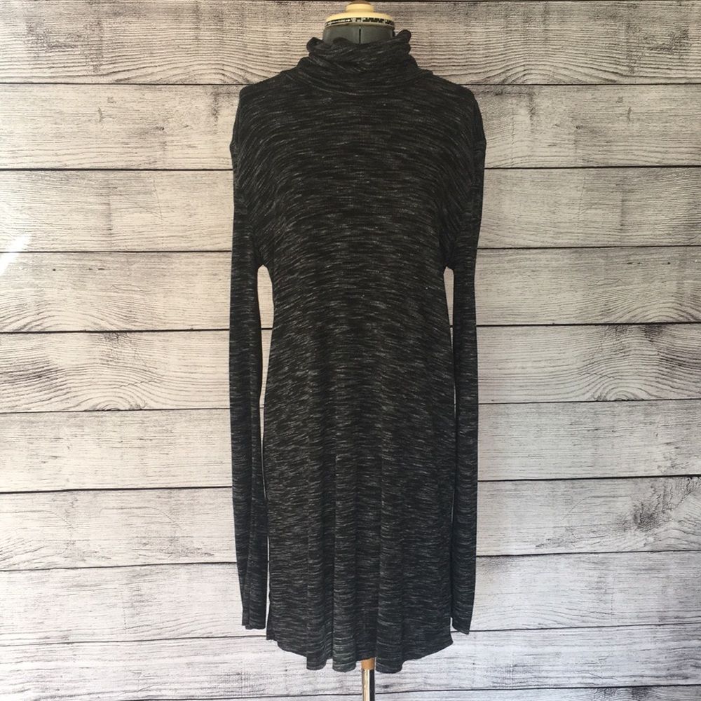 Free People We The Free Stone Cold Turtleneck slit back marled tunic size medium - Picture 6 of 16